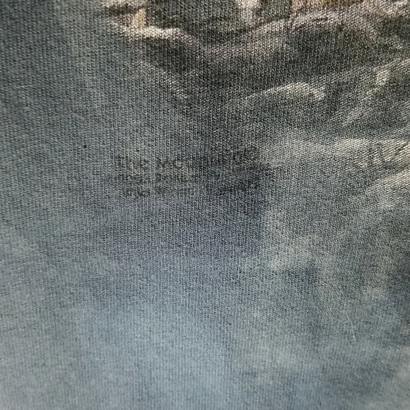 The Mountain Deer in Habitat T-Shirt. Size XL - Picture 6 of 7